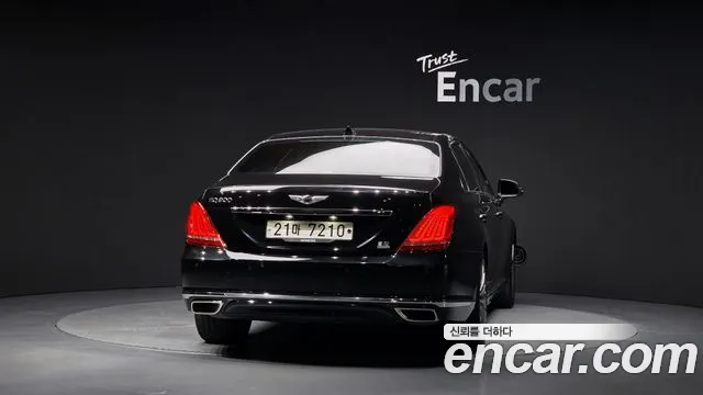 Genesis G90 2018 thumb 4