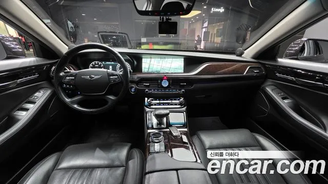Genesis G90 2018 thumb 7
