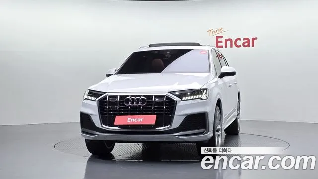 Audi Q7 2023 thumb 3
