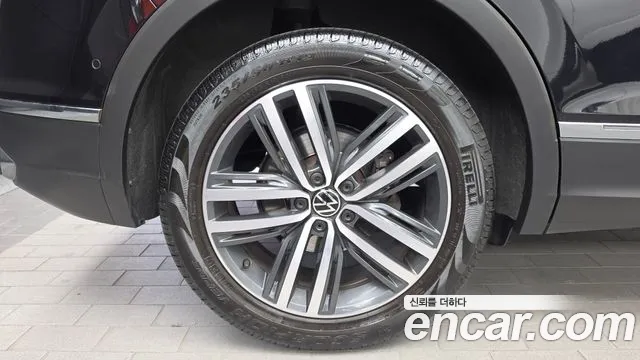Volkswagen Tiguan 2022 thumb 5