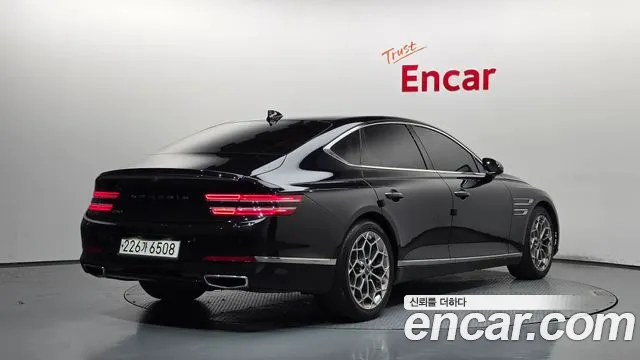 Genesis G80 2020 thumb 2
