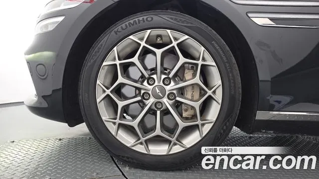Genesis G80 2020 thumb 5