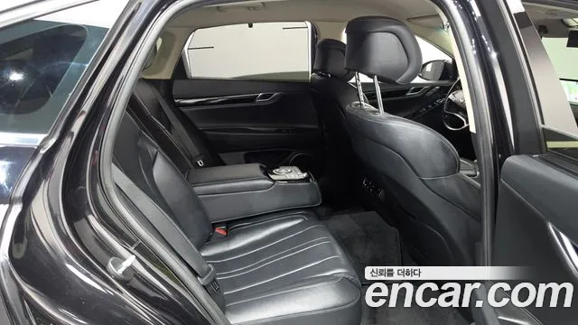 Genesis G80 2020 thumb 11