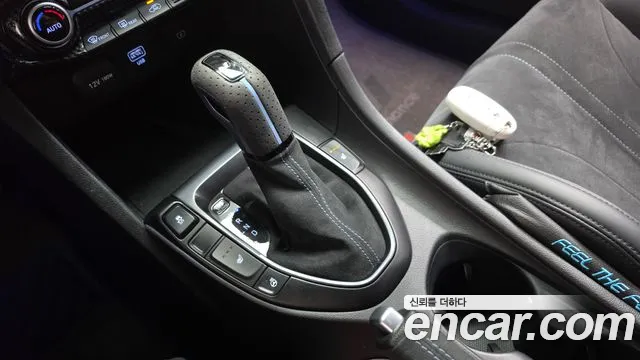 Hyundai Veloster 2021 thumb 9