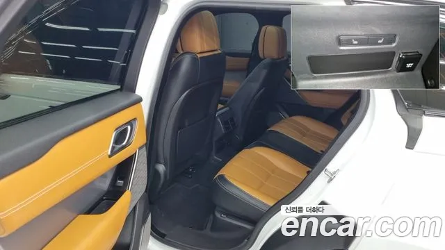 Land Rover Range Rover Velar 2021 thumb 8