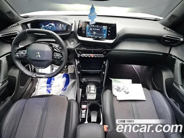 Peugeot 2008 2023 thumb 7