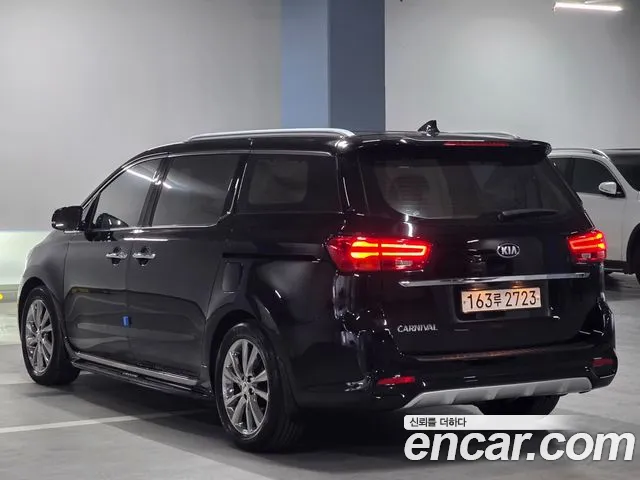 Kia Carnival 2019 thumb 12