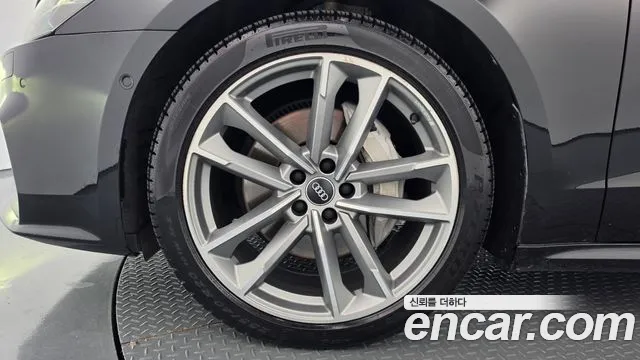 Audi A7 2020 thumb 5