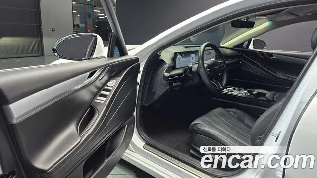 Genesis G80 2024 thumb 10