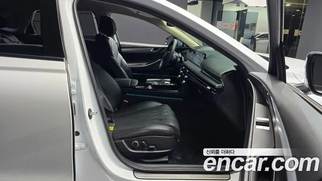 Genesis G80 2024 thumb 11