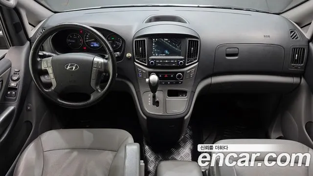 Hyundai Starex 2017 thumb 7