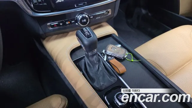 Volvo V90 2019 thumb 8