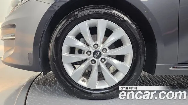 Kia K5 2017 thumb 5