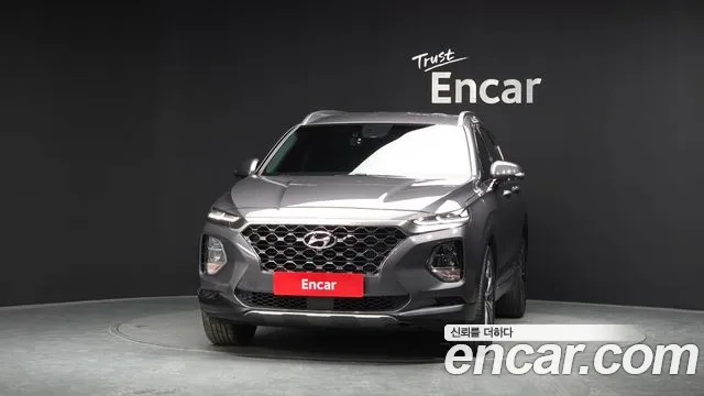 Hyundai Santa Fe 2018 thumb 3