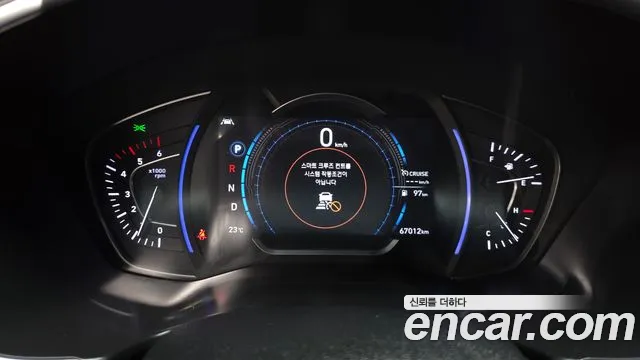 Hyundai Santa Fe 2018 thumb 8