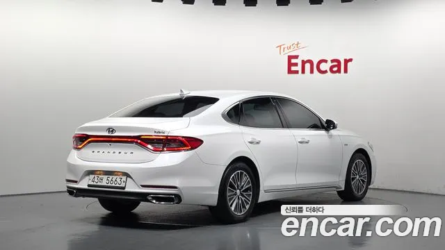Hyundai Grandeur 2017 thumb 2