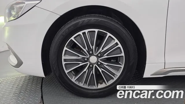 Hyundai Grandeur 2017 thumb 5