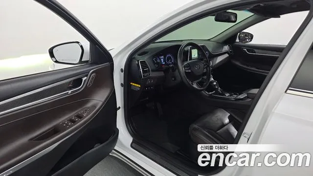 Hyundai Grandeur 2017 thumb 10