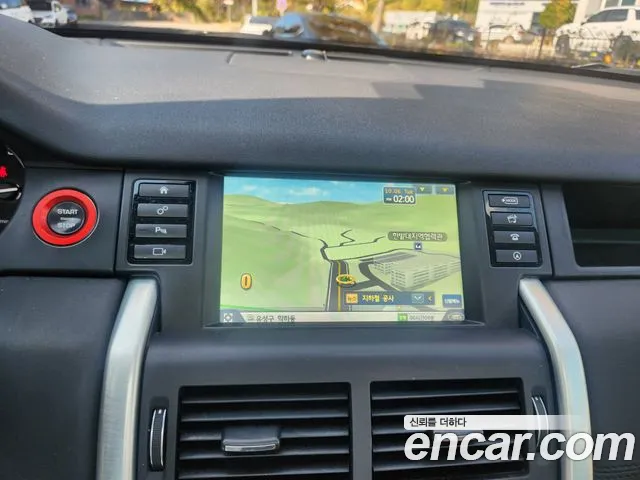 Land Rover Discovery Sport 2016 thumb 8