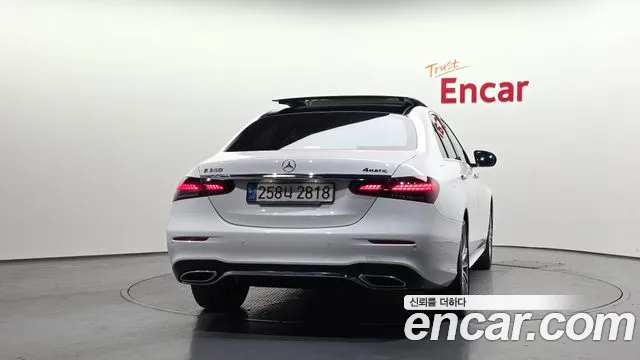 Mercedes-Benz E-Класс 2021 thumb 4