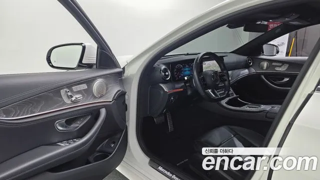 Mercedes-Benz E-Класс 2021 thumb 10