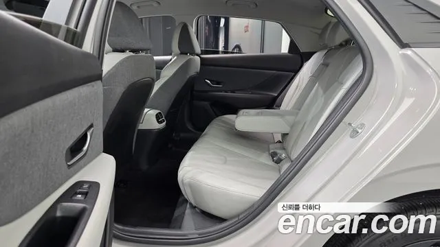 Hyundai Avante 2022 thumb 10