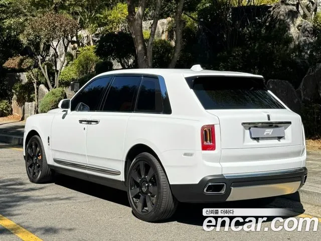 Rolls-Royce Cullinan 2024 thumb 2