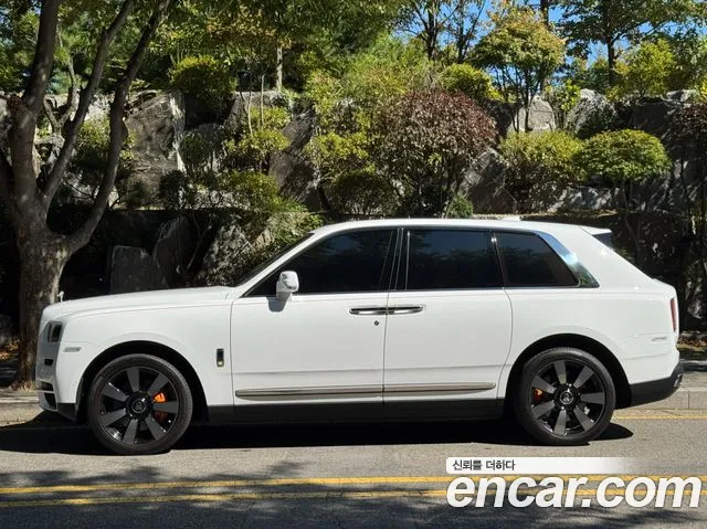 Rolls-Royce Cullinan 2024 thumb 3