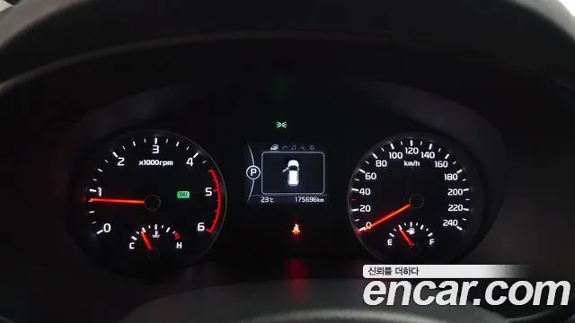 Kia Sportage 2015 thumb 8