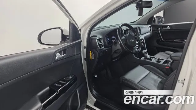 Kia Sportage 2015 thumb 10