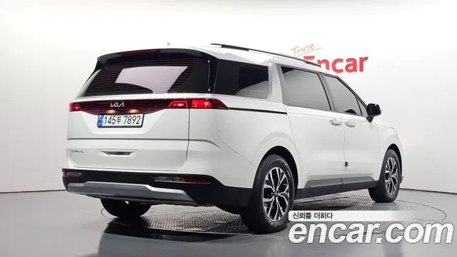Kia Carnival 2022 thumb 2