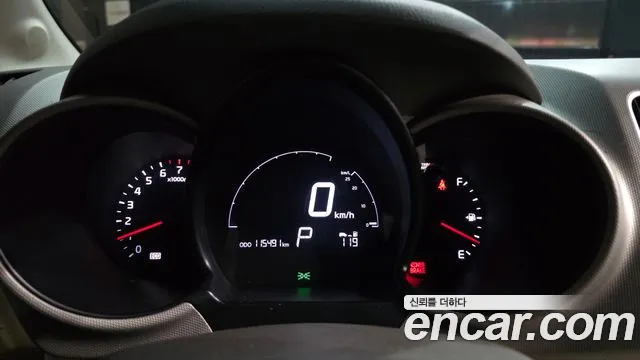 Kia Ray 2013 thumb 8