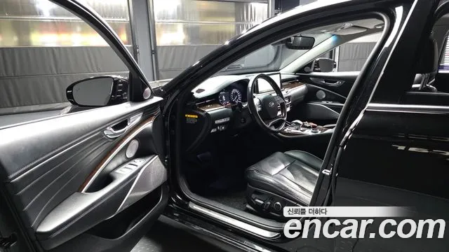 Kia K9 2018 thumb 10