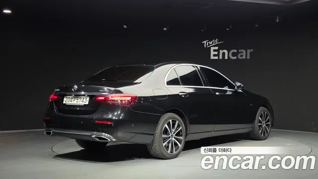 Mercedes-Benz E-Класс 2021 thumb 2