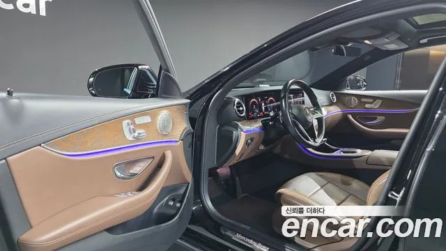 Mercedes-Benz E-Класс 2021 thumb 10