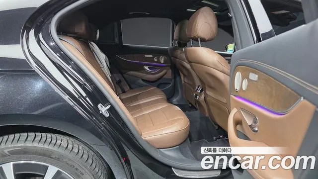 Mercedes-Benz E-Класс 2021 thumb 11