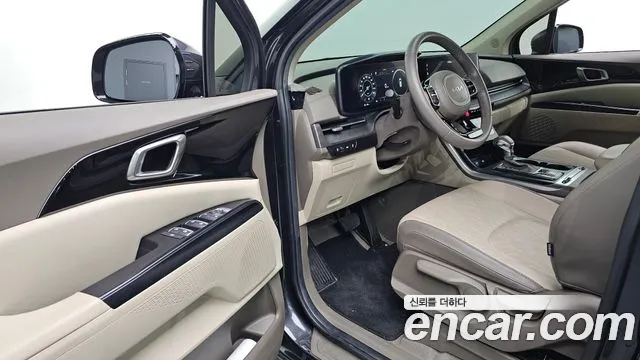 Kia Carnival 2023 thumb 10