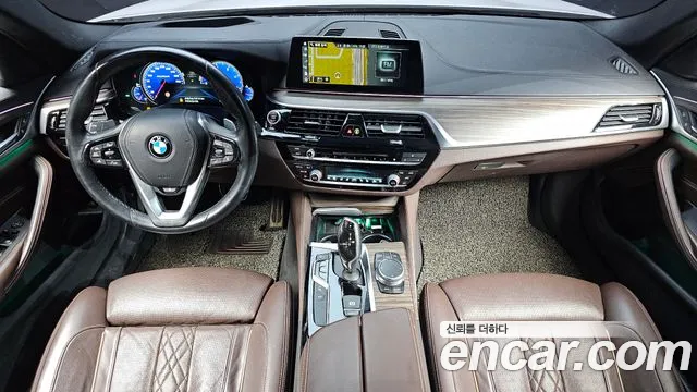 BMW 5-Series 2017 thumb 7