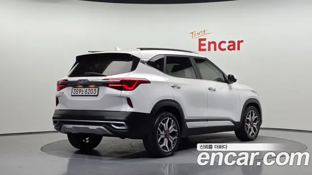 Kia Seltos 2022 thumb 2