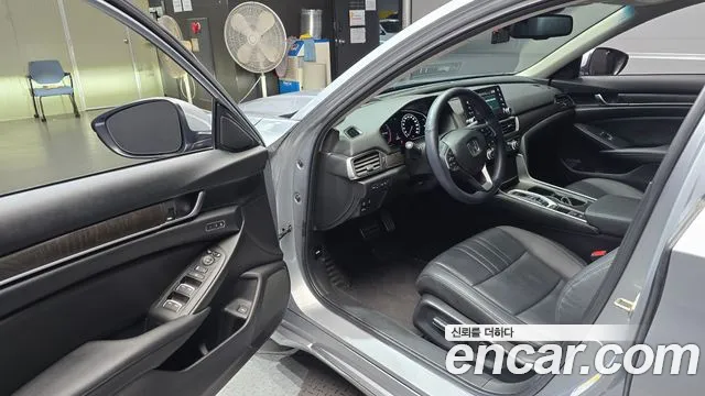 Honda Accord 2019 thumb 10