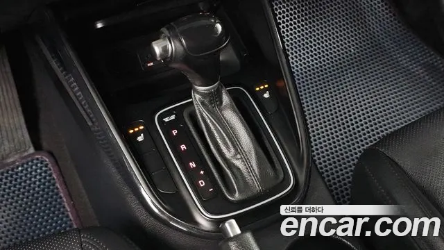 Kia Carens 2013 thumb 8