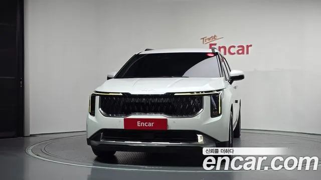 Kia Carnival 2024 thumb 3