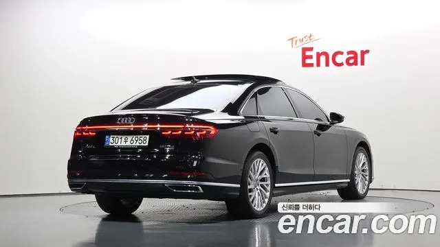 Audi A8 2020 thumb 2