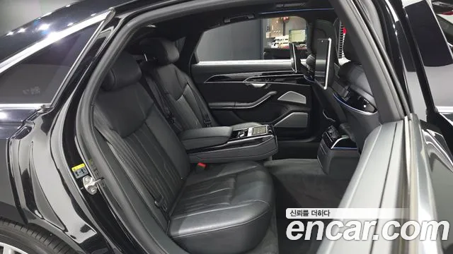 Audi A8 2020 thumb 12