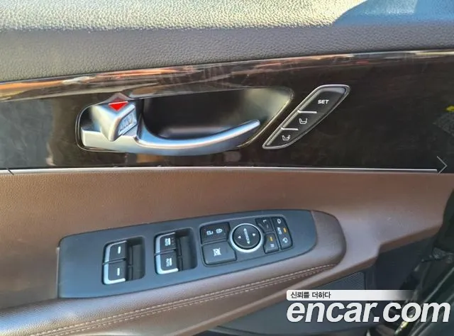 Kia Sorento 2016 thumb 8