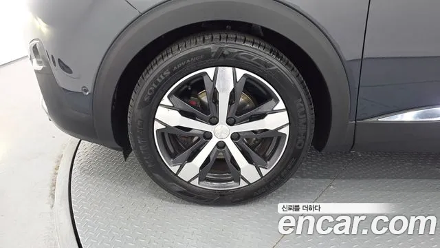 Peugeot 3008 2017 thumb 5