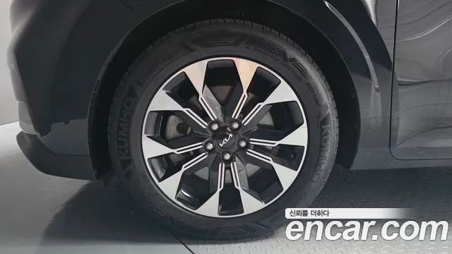 Kia Carnival 2022 thumb 5