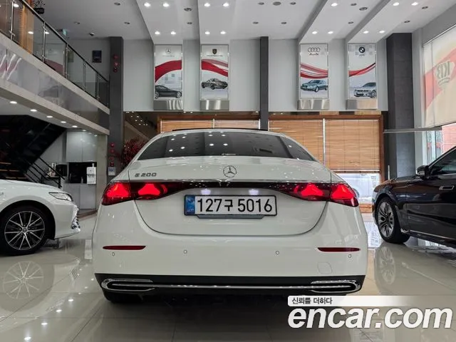 Mercedes-Benz E-Класс 2025 thumb 4