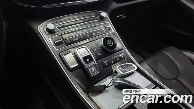 Hyundai Santa Fe 2023 thumb 9