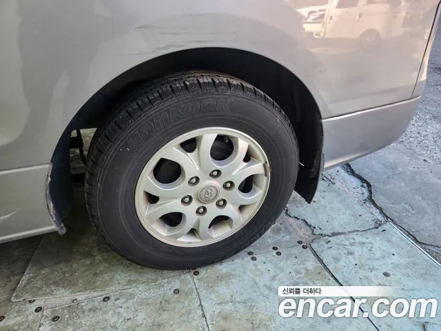 Hyundai Starex 2011 thumb 4